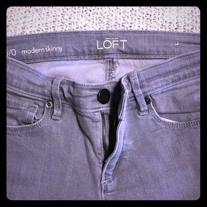 Loft modern skinny jeans in gray